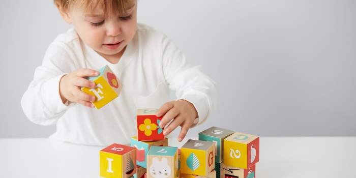 paixnidia-me-ksilinous-kuvous8