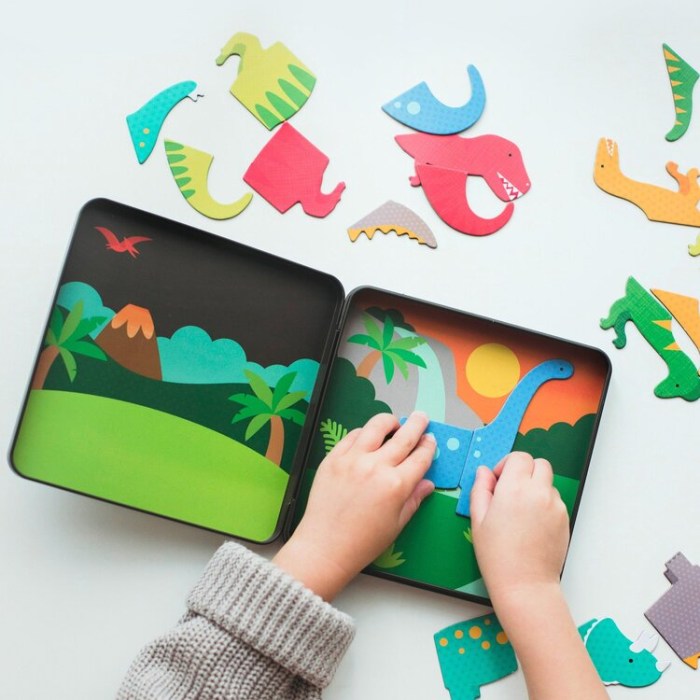 dinosaur-kingdom-magnetic-play-set